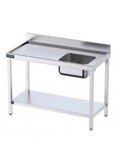 Mesa de trabajo con cubeta, estante y perfil salvaaguas...