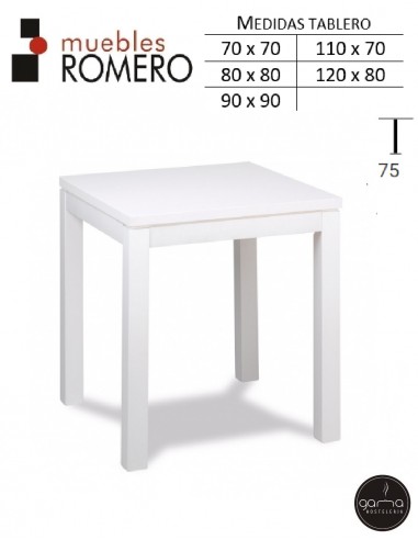 Mesa de madera de haya M46 B de M. Romero